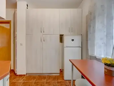 Garsoniera de inchiriat Sector 3 Bucuresti zona dining